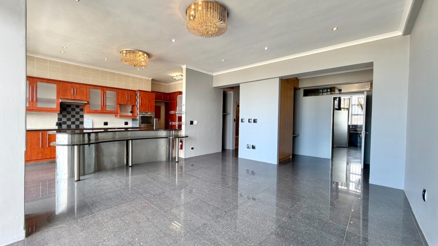 2 Bedroom Property for Sale in Strand Central Western Cape